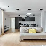 Soho Center Apartment